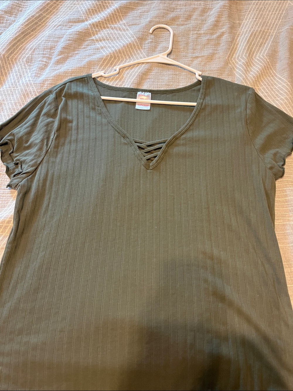 No Boundaries Olive Green Ribbed V-Neck Crisscross Short Sleeve Top